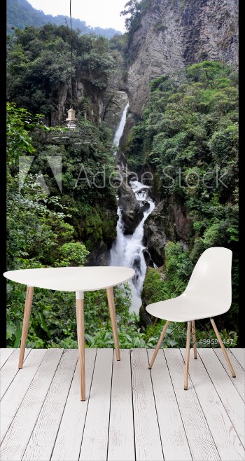 Bild på Waterfall in Banos Santa Agua Ecuador